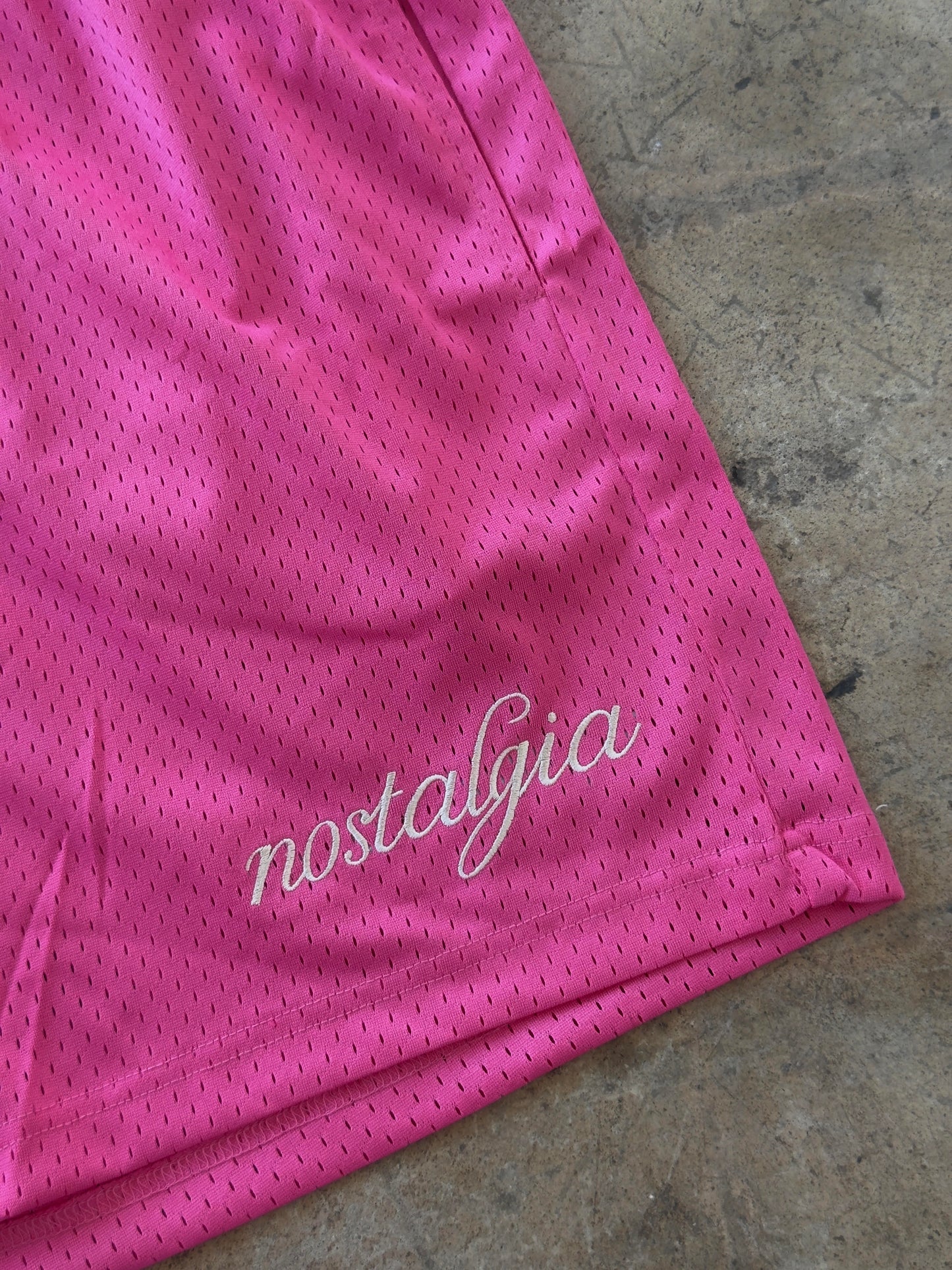 Nostalgia Basic Logo Mesh Shorts